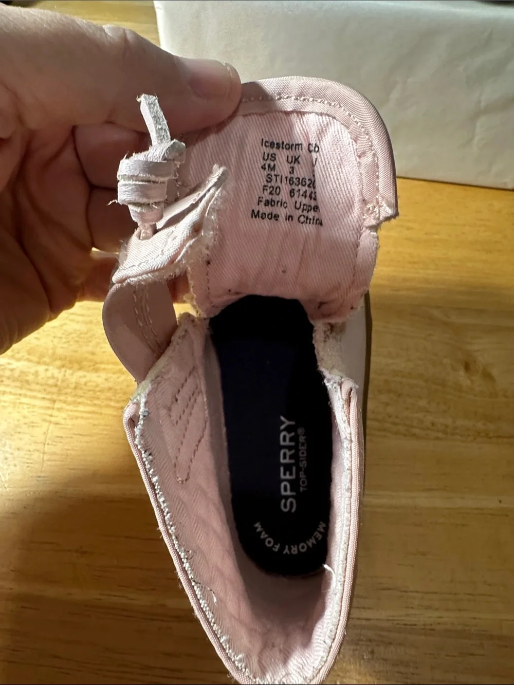 🤩Sperry Kids Pink Quilted Lace-Up Duck Boots. 🎁3